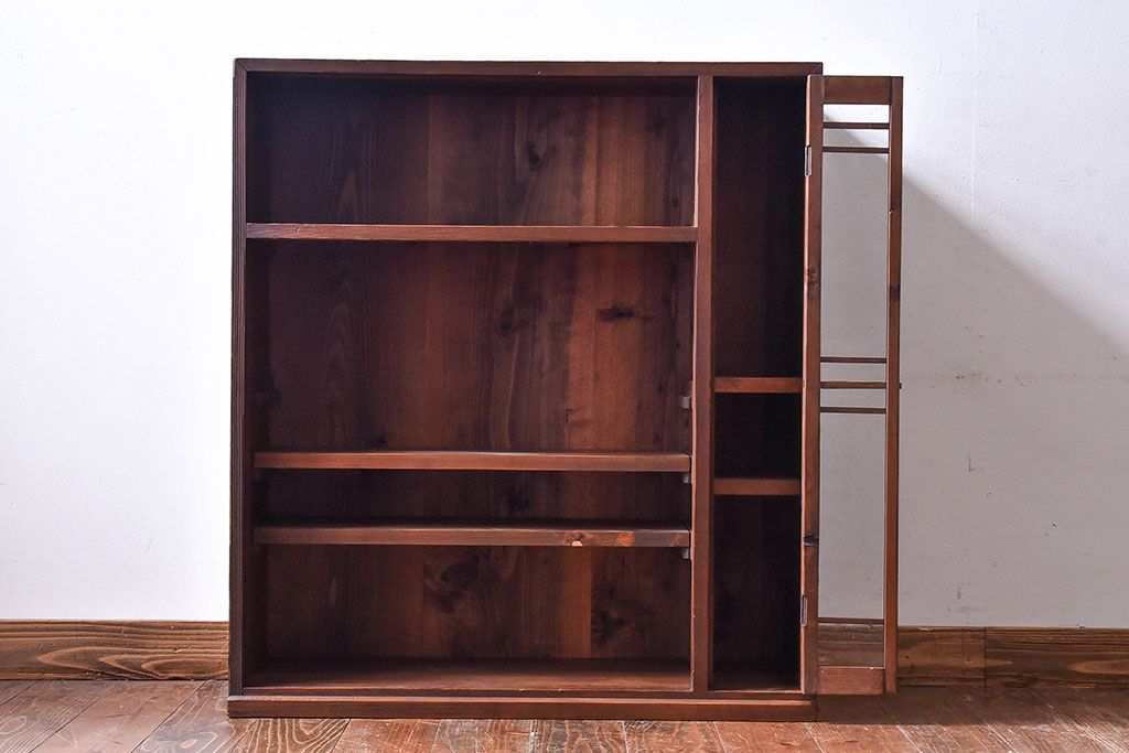 アンティーク家具　和製アンティーク　気泡ガラスがおしゃれな収納棚(下駄箱、戸棚、本箱)