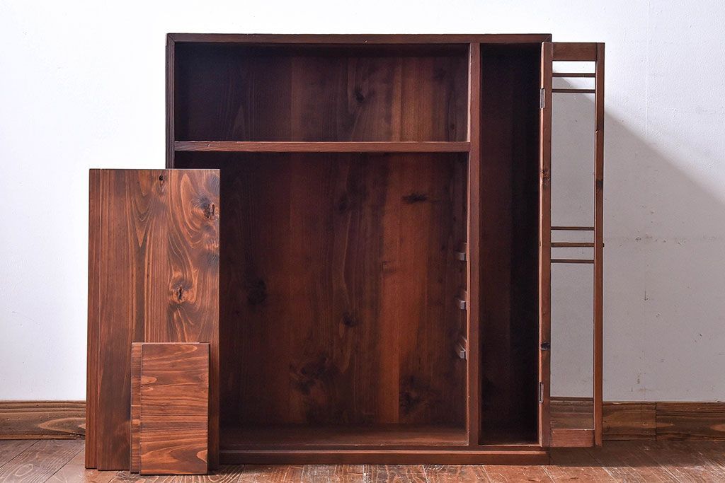 アンティーク家具　和製アンティーク　気泡ガラスがおしゃれな収納棚(下駄箱、戸棚、本箱)