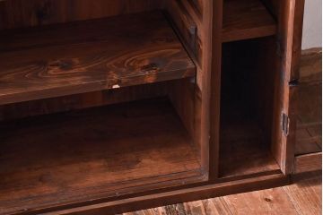 アンティーク家具　和製アンティーク　気泡ガラスがおしゃれな収納棚(下駄箱、戸棚、本箱)