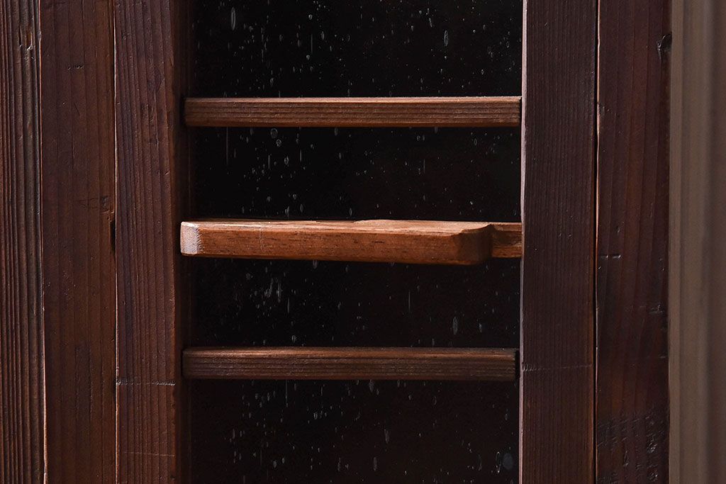 アンティーク家具　和製アンティーク　気泡ガラスがおしゃれな収納棚(下駄箱、戸棚、本箱)