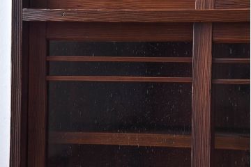 アンティーク家具　和製アンティーク　気泡ガラスがおしゃれな収納棚(下駄箱、戸棚、本箱)