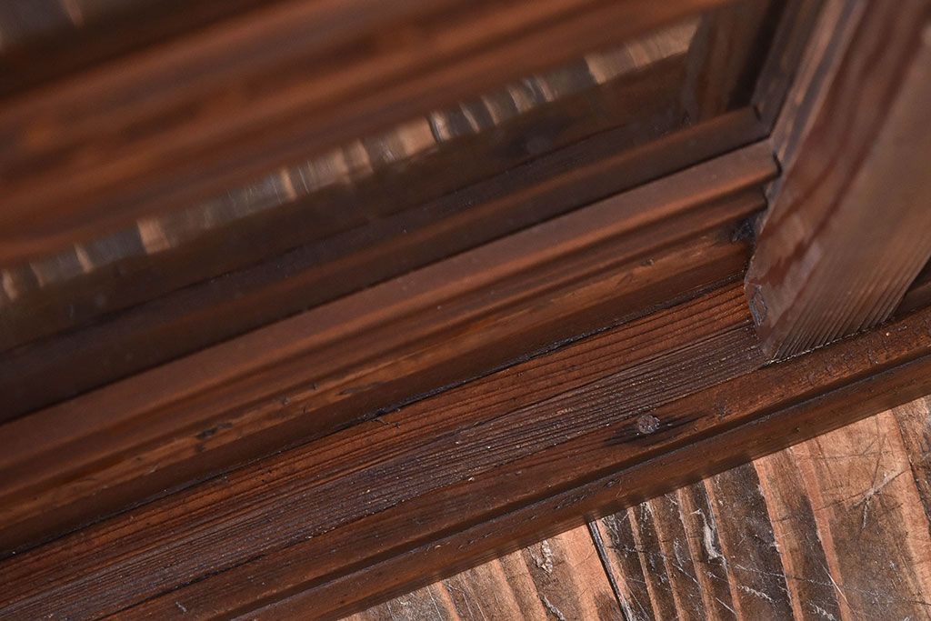 アンティーク家具　和製アンティーク　気泡ガラスがおしゃれな収納棚(下駄箱、戸棚、本箱)