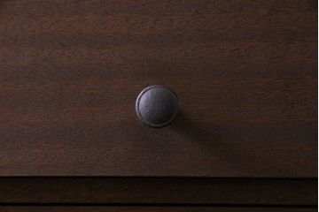 アンティーク家具　アンティーク　古材の木味が魅力的なパタパタ収納棚(戸棚、下駄箱)(2)
