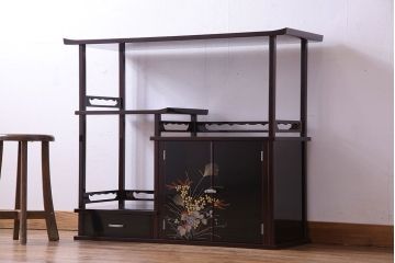 中古　民芸家具　高級品　螺鈿と蒔絵が施された上質な飾り棚(定価約98万円)