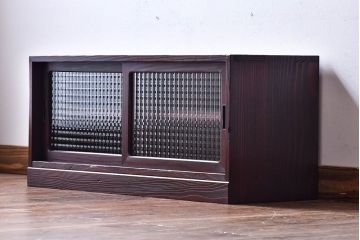 アンティーク家具　古材使用　もみの木　古い木の質感が魅力的なローボード(戸棚)(2)