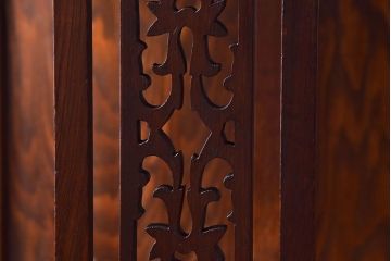 アンティーク家具　大正ロマン　透かし彫りがおしゃれなワークデスク(片袖机、在宅ワーク、在宅用子供机)