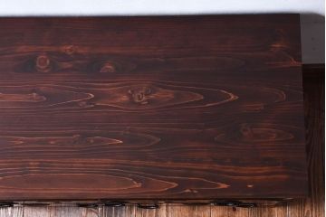 アンティーク家具　和製アンティーク　引き戸のデザインが魅力的なローチェスト(リビングボード、収納棚)