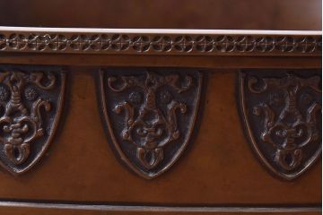 アンティーク雑貨　明治大正期　在銘　意匠が目を引く銅製水盤(花器)