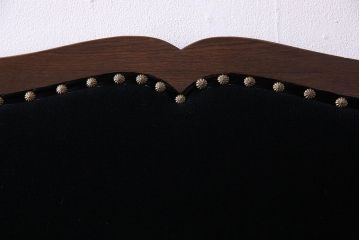 アンティーク家具　大正ロマン　上品な雰囲気漂う3人掛けソファベンチ(アームソファ)