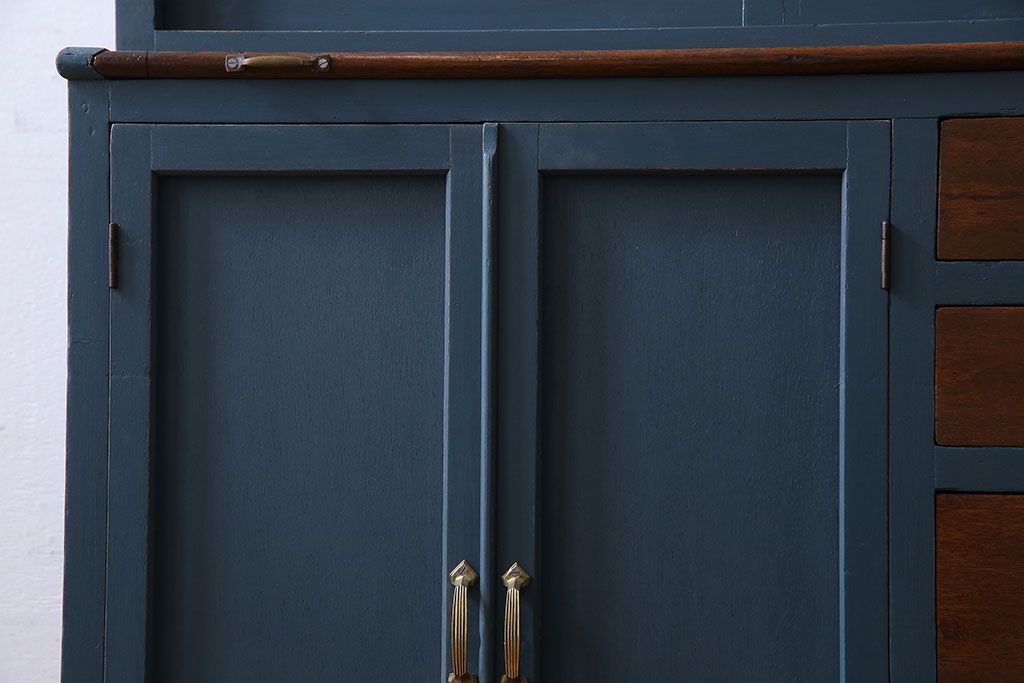 ペイント家具　ダイヤガラスと木味がおしゃれな食器棚(キャビネット、収納棚)