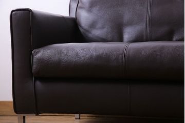 中古　極美品　アイラーセン(eilersen)　ストリームラインソファ(STREAMLINE SOFA)　本革(牛革)製2人掛けソファ・ダークブラウン