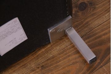 中古　極美品　アイラーセン(eilersen)　ストリームラインソファ(STREAMLINE SOFA)　本革(牛革)製2人掛けソファ・ダークブラウン