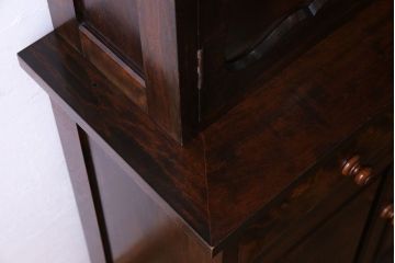 ビンテージ　中古　松本民芸家具　#58型　扉のデザインがおしゃれな食器棚(カップボード)