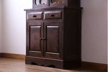 ビンテージ　中古　松本民芸家具　#58型　扉のデザインがおしゃれな食器棚(カップボード)