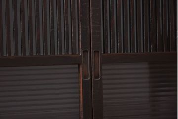 和製アンティーク　上品な雰囲気漂う和モダンな格子戸(引き戸、建具)2枚セット