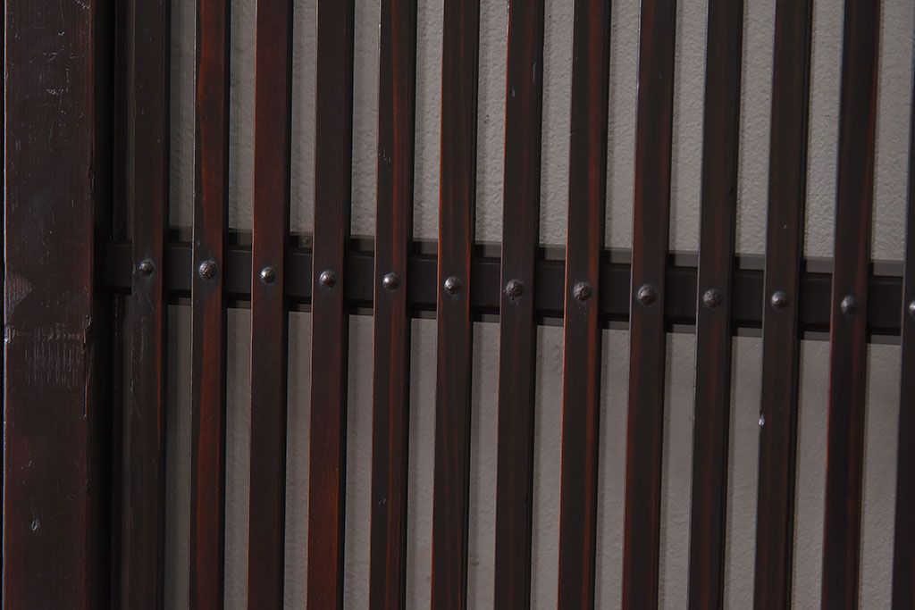 和製アンティーク　上品な雰囲気漂う和モダンな格子戸(引き戸、建具)2枚セット