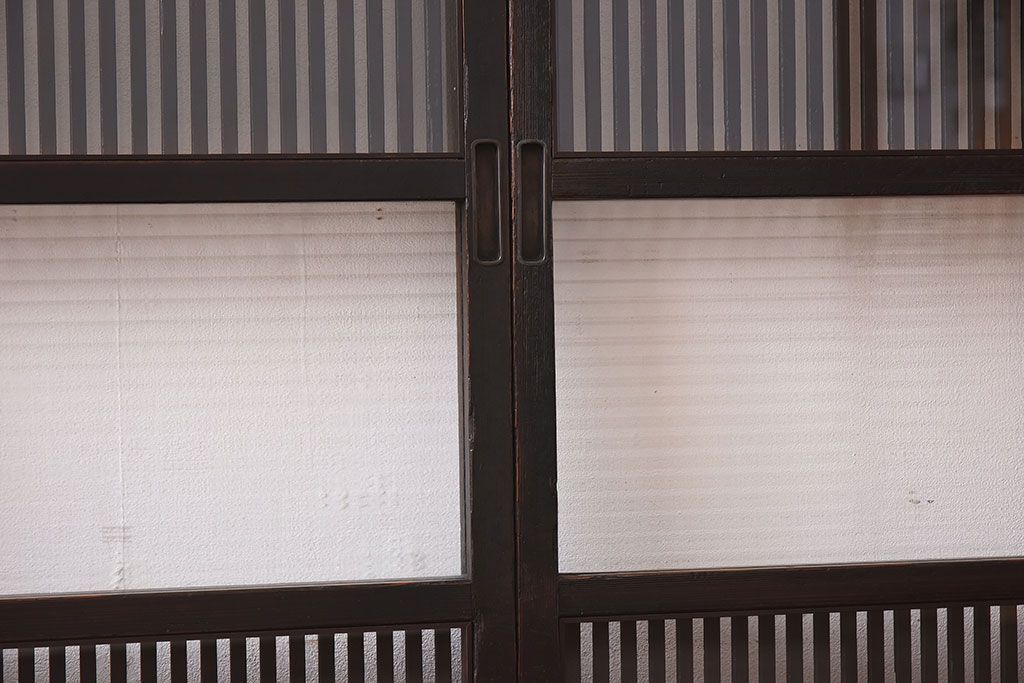 和製アンティーク　上品な雰囲気漂う和モダンな格子戸(引き戸、建具)2枚セット