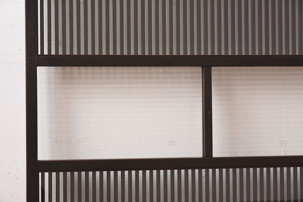 和製アンティーク　上品な雰囲気漂う和モダンな格子戸(引き戸、建具)2枚セット