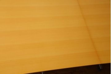 中古　特注品　USMハラー(USM Modular Furniture Haller)　KITOS(キトス)　ミーティングテーブル(会議テーブル、長机)(定価約95万円)