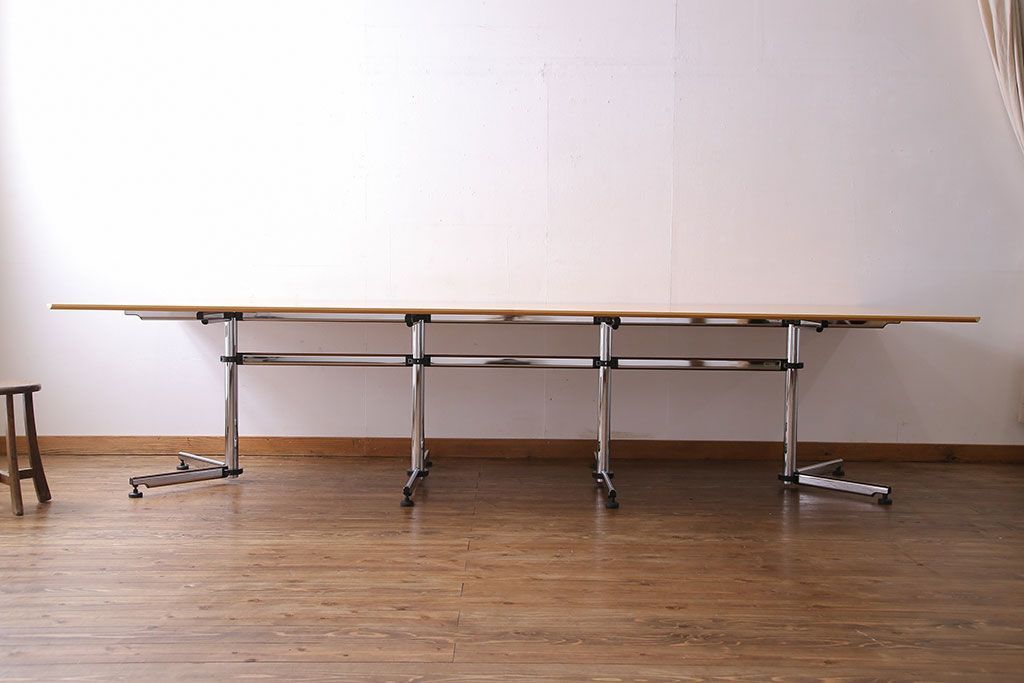 中古 特注品 USMハラー(USM Modular Furniture Haller) KITOS(キトス) ミーティングテーブル(会議テーブル、長机)(定価約95万円)