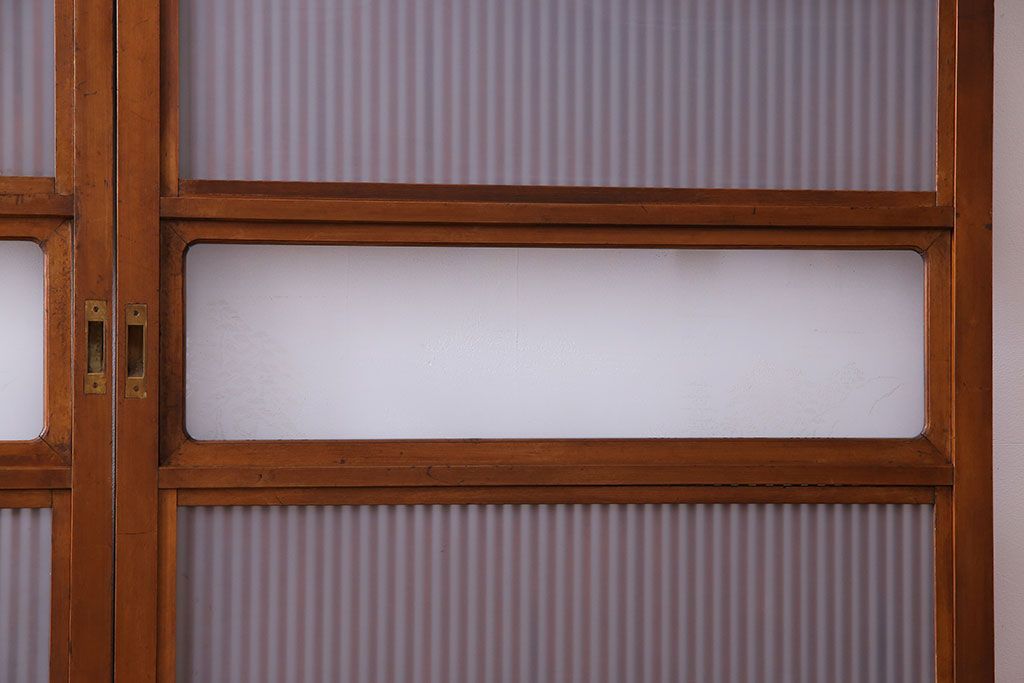 和製アンティーク　明るい木肌が印象的な裏ガラス入り格子戸(引き戸、建具)2枚セット