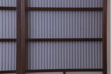 和製アンティーク　シンプルなデザインが魅力的な細身の格子戸(引き戸、建具)2枚セット