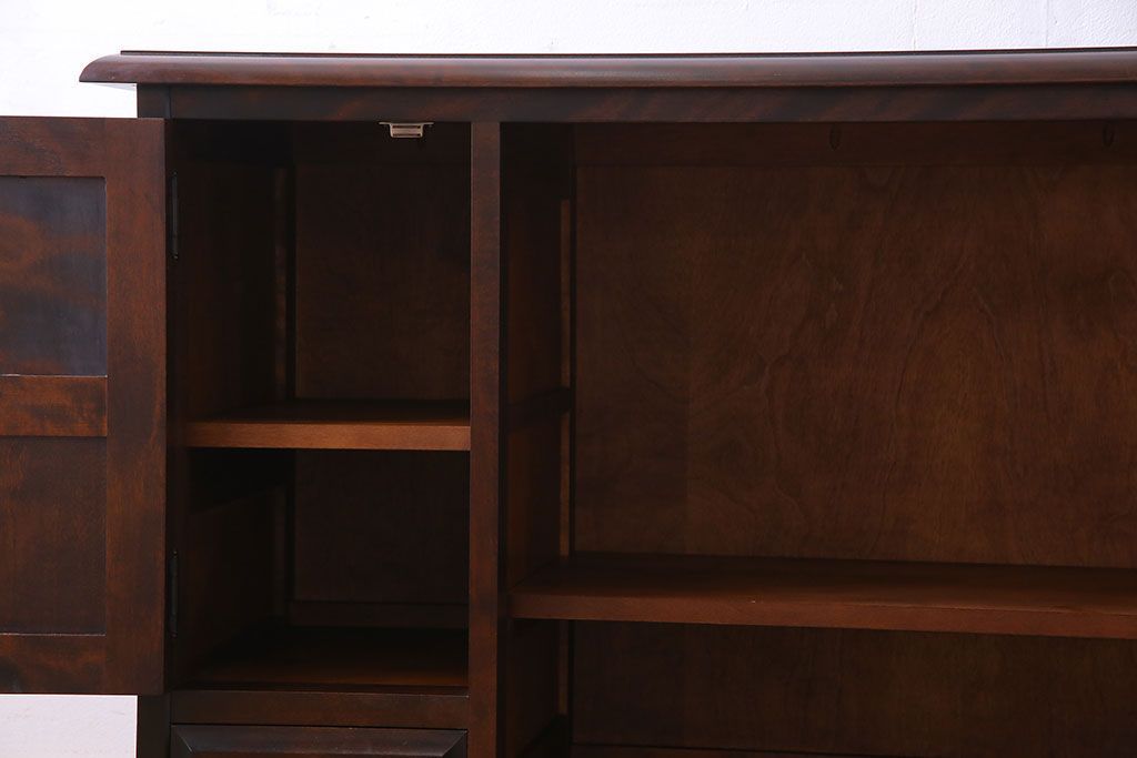 中古　北海道民芸家具　HM135　扉の面取りデザインが美しいサイドボード(定価約38万円)