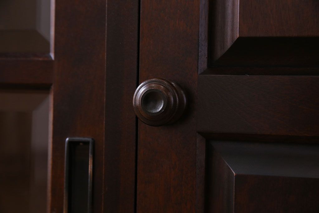 中古　北海道民芸家具　HM135　扉の面取りデザインが美しいサイドボード(定価約38万円)