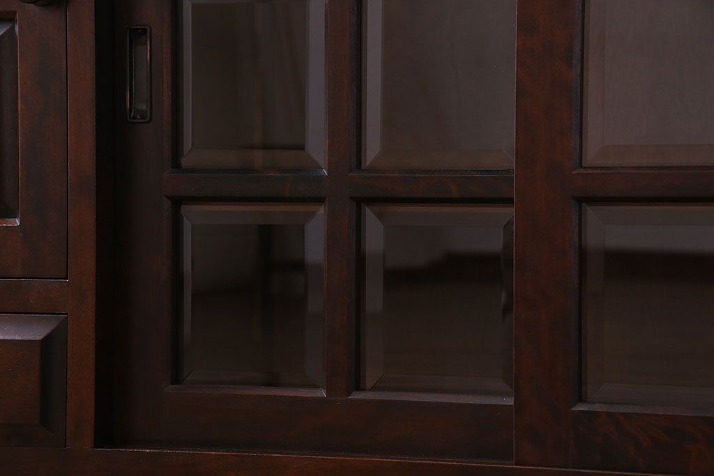 中古　北海道民芸家具　HM135　扉の面取りデザインが美しいサイドボード(定価約38万円)