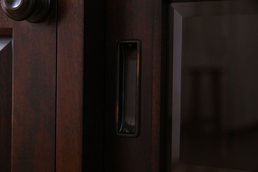 中古　北海道民芸家具　HM135　扉の面取りデザインが美しいサイドボード(定価約38万円)