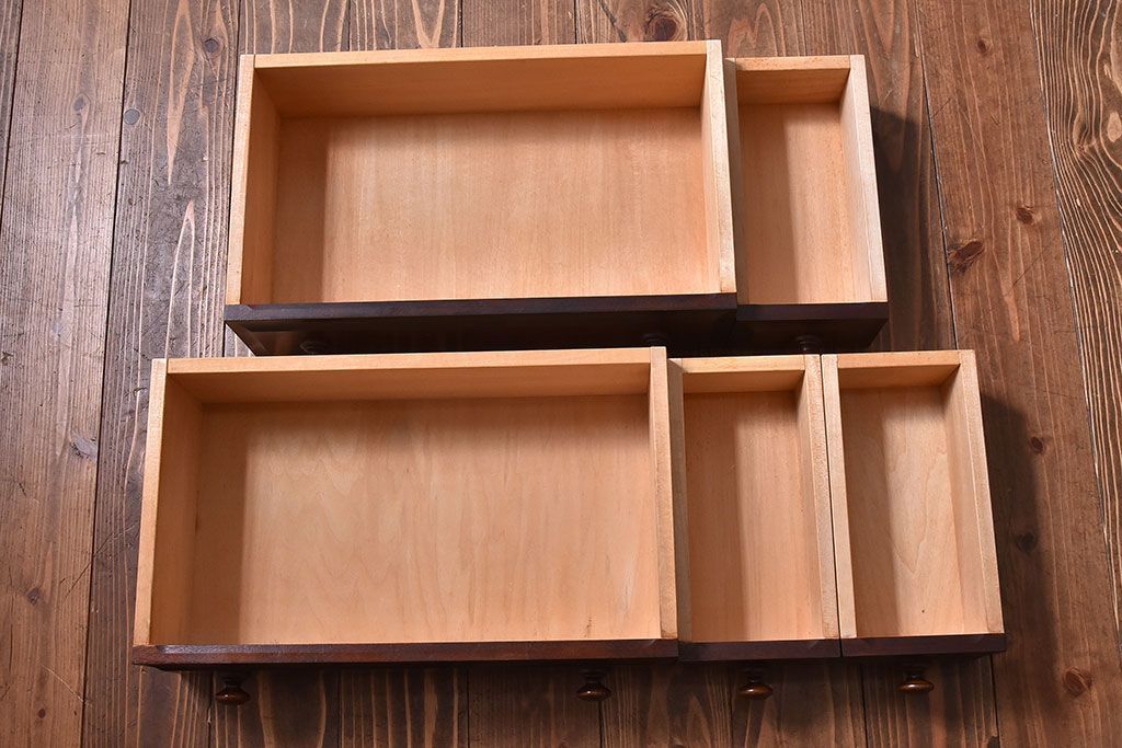 中古　北海道民芸家具　シンプルなデザインが魅力的な木製チェスト(小引き出し)