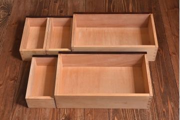 中古　北海道民芸家具　シンプルなデザインが魅力的な木製チェスト(小引き出し)