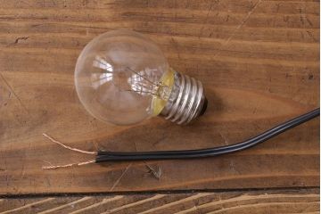 和製アンティーク　ガラスの質感が魅力的なウォールランプ(ブラケットライト、壁掛け照明)