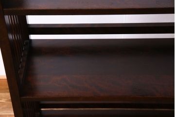 中古　北海道民芸家具　滑らかな木肌が美しい本棚(飾り棚、陳列棚)