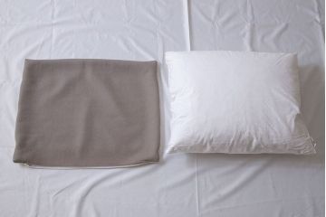 中古　廃盤品　B&B Italia　MAXALTO　FAT SOFA　システムソファ(カウチソファ、コーナーソファ)(定価約135万円)・クッション2個付き