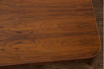 ヴィンテージ家具　ビンテージ　天童木工　剣持勇　絶版品!上質な雰囲気漂うローズウッド材の座卓