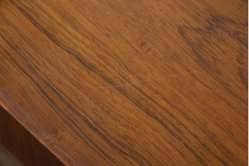 ヴィンテージ家具　ビンテージ　天童木工　剣持勇　絶版品!上質な雰囲気漂うローズウッド材の座卓