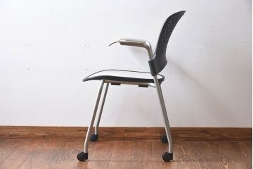中古　ハーマンミラー社(Hermanmiller)　Caper Chair　ケイパーチェア(オフィスチェア、椅子、イス)(定価約6万円)(1)