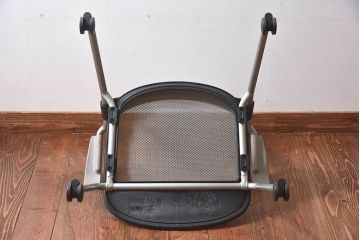 中古　ハーマンミラー社(Hermanmiller)　Caper Chair　ケイパーチェア(オフィスチェア、椅子、イス)(定価約6万円)(3)