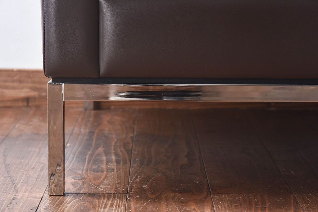 ヴィンテージ家具　ビンテージ　KNOLL(ノール)　廃盤品　モダンなラウンジソファ(1人掛けソファ)