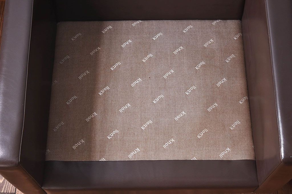 ヴィンテージ家具　ビンテージ　KNOLL(ノール)　廃盤品　モダンなラウンジソファ(1人掛けソファ)