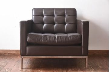 ヴィンテージ家具　ビンテージ　KNOLL(ノール)　廃盤品　モダンなラウンジソファ(1人掛けソファ)(3)