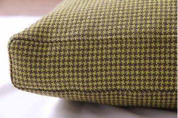 アンティーク雑貨　中古　arflex(アルフレックス)　OLTANO(オルタノ)　落ち着いた色合いのクッション(2)