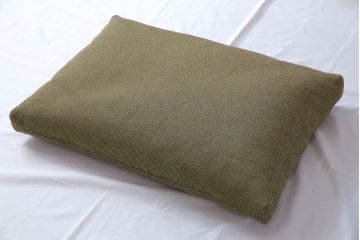 アンティーク雑貨　中古　arflex(アルフレックス)　OLTANO(オルタノ)　落ち着いた色合いのクッション(大)