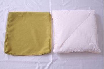 アンティーク雑貨　中古　arflex(アルフレックス)　OLTANO(オルタノ)　スモーキーカラーのクッション(2)