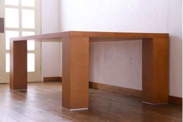 【Y様ご成約済み・ご決済用】中古　COSTANTINI PIETRO(コスタンチーニ・ピエトロ)　ずっしりとした佇まいのテーブル(ダイニングテーブル、机)