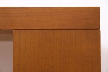 【Y様ご成約済み・ご決済用】中古　COSTANTINI PIETRO(コスタンチーニ・ピエトロ)　ずっしりとした佇まいのテーブル(ダイニングテーブル、机)