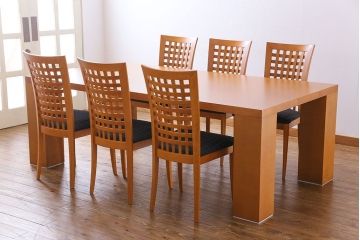 【Y様ご成約済み・ご決済用】中古　COSTANTINI PIETRO(コスタンチーニ・ピエトロ)　ずっしりとした佇まいのテーブル(ダイニングテーブル、机)