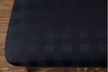 中古　COSTANTINI PIETRO(コスタンチーニ・ピエトロ)　優雅なシルエットのダイニングチェア(イス)