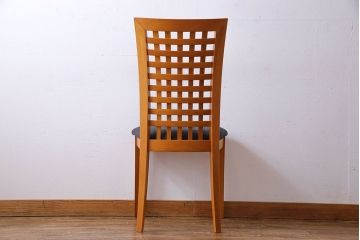 中古　COSTANTINI PIETRO(コスタンチーニ・ピエトロ)　優雅なシルエットのダイニングチェア(イス)